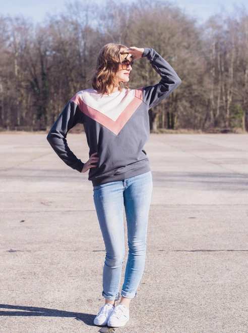 Bel' Etoile Isa Sweater, Dress & Top PDF (Beginner) 1 Bel' Etoile Isa Sweater, Dress & Top PDF (Beginner)