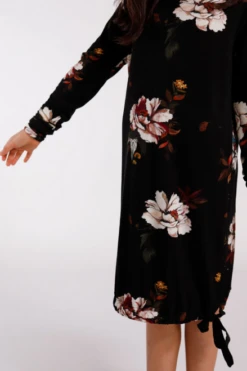 Chalk & Notch Mini Pixie Tee & Dress PDF (Beginner) 19 Chalk & Notch Mini Pixie Tee & Dress PDF (Beginner) -CELOVE Clothing Shop image 07665.1602839885