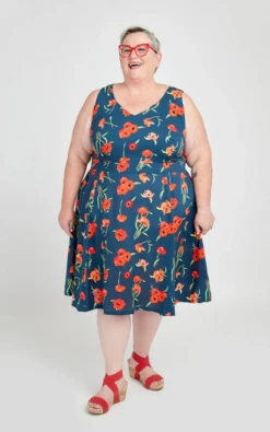 Cashmerette Upton Dress (Intermediate) -CELOVE Clothing Shop image 36077.1646423902