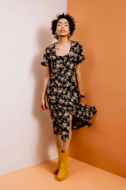 Friday Pattern Company Hughes Dress (Intermediate) 22 Friday Pattern Company Hughes Dress (Intermediate) -CELOVE Clothing Shop image 44447.1618475299