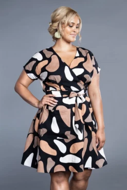 Closet Core Patterns Elodie Wrap Dress (Beginner) 32 Closet Core Patterns Elodie Wrap Dress (Beginner) -CELOVE Clothing Shop image 61426.1688557558